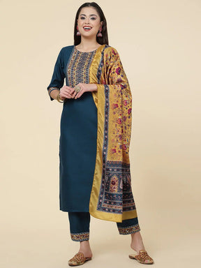 Women Straight Kurta Set With Pant And Dupata Blue